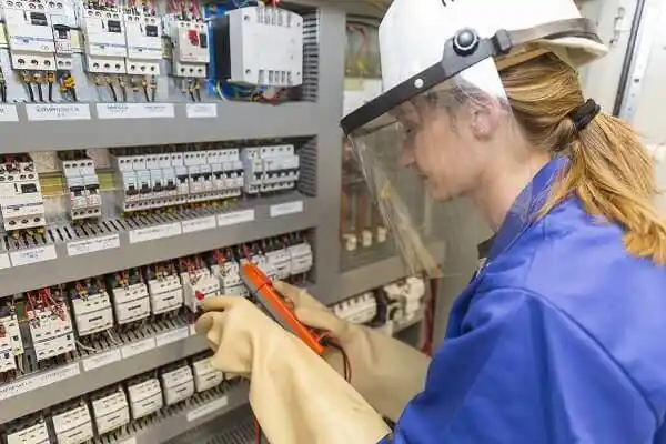 electrician Royalton